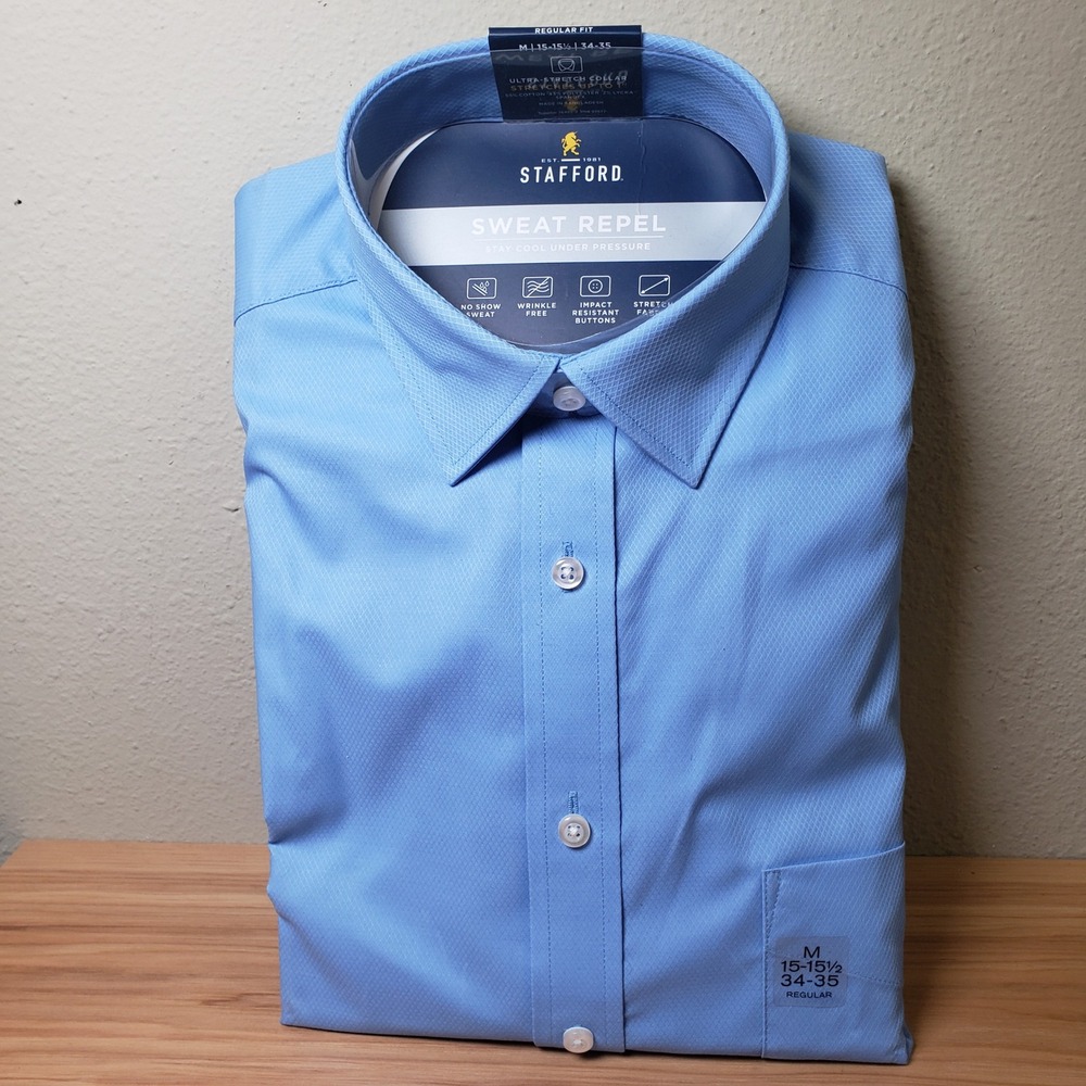 Stafford Men's Size M Sweat Repel Long Sleeve Dress Shirt Light Blue Classic NWT